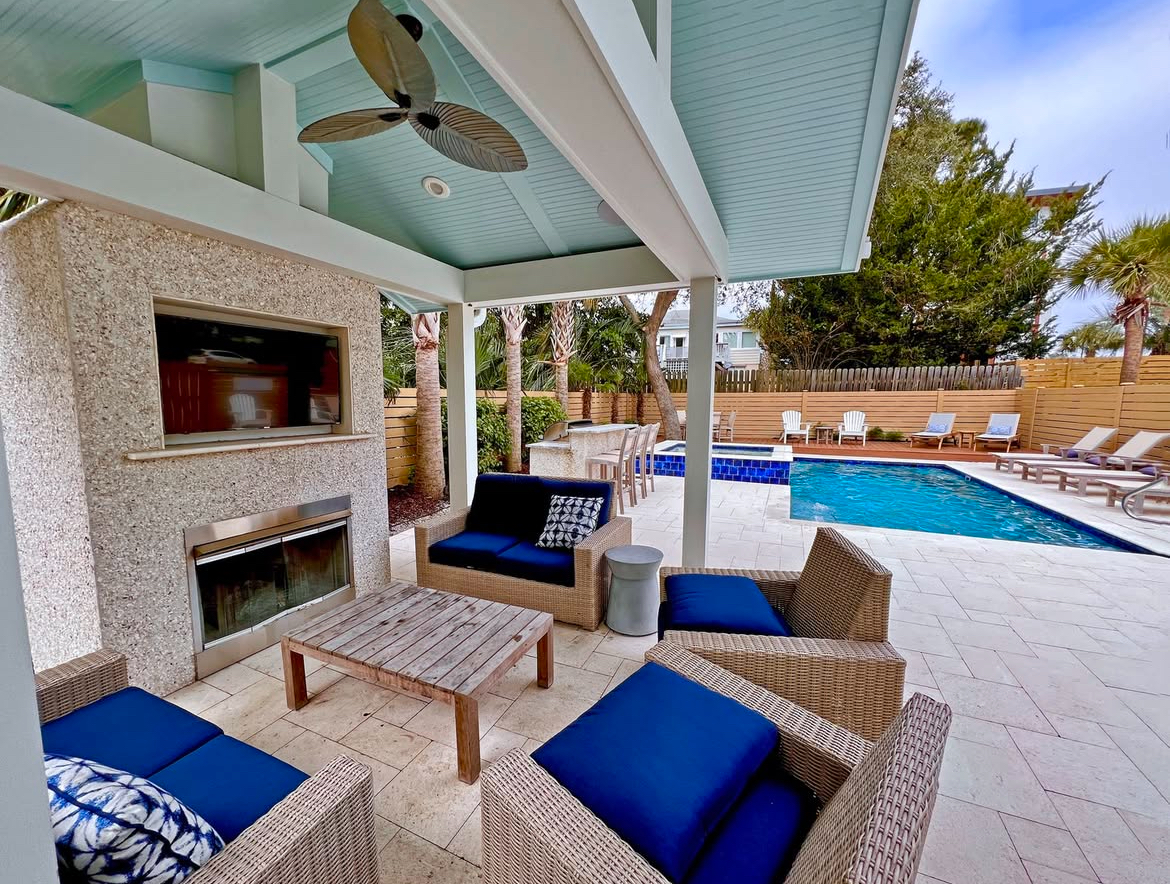 WHY CHOOSE MAKKINA LTD